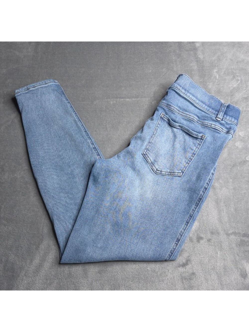 Spanx Womens Pull On Skinny Ankle Jeans L Light Wash Slimming Imperfect